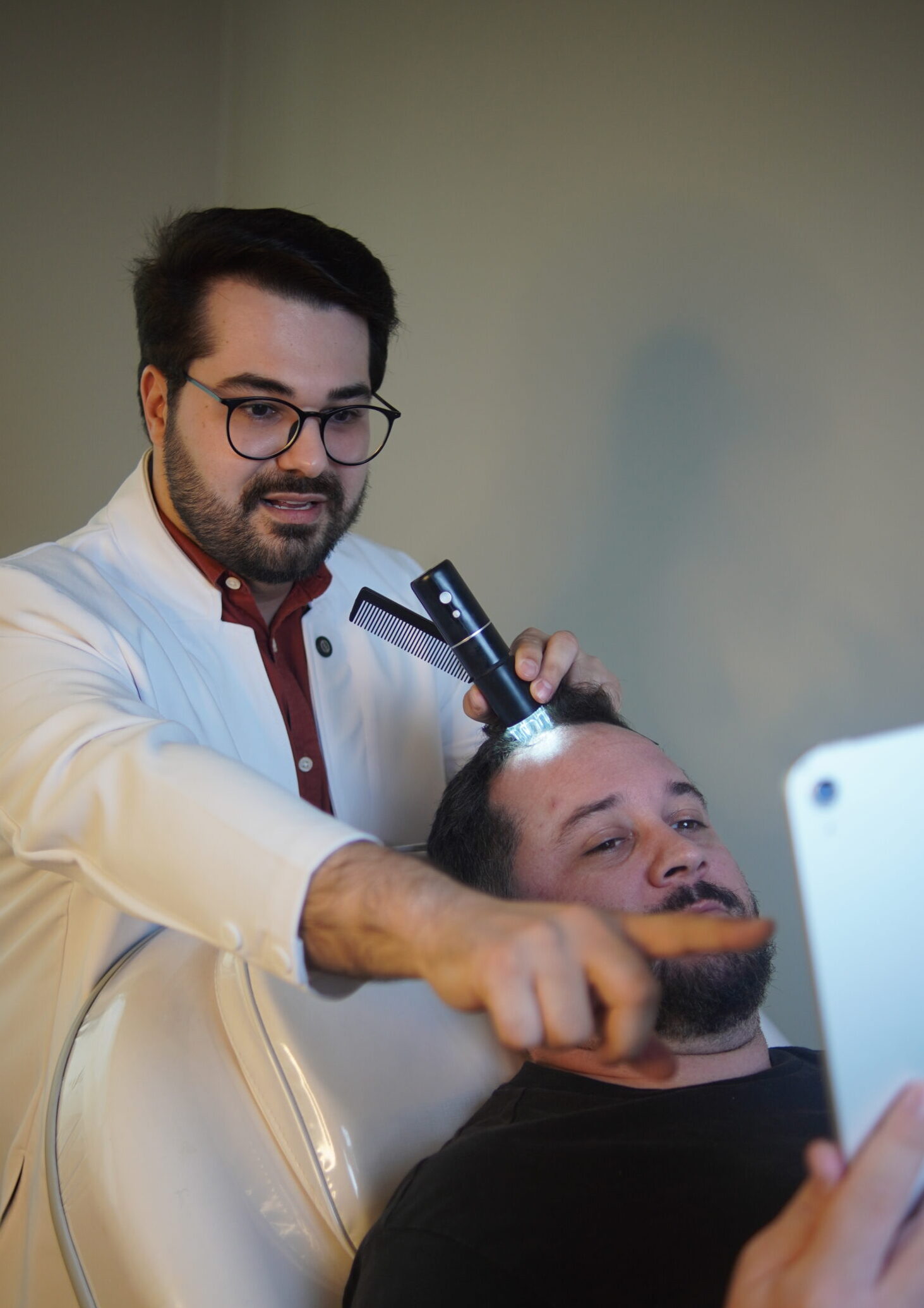 Consulta médica em tricologia