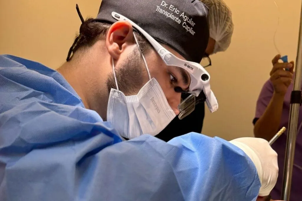 Cuidados após o transplante capilar: o que importa